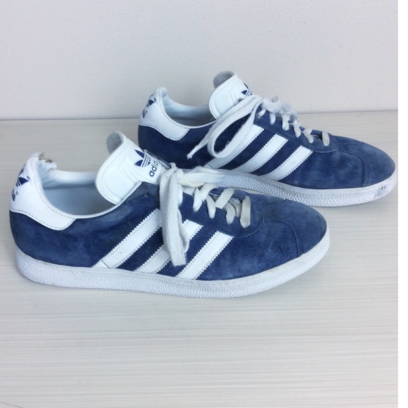 adidas Shoes - Vintage Adidas Gazelle Shoes w/ VNT Dog Bite 😎😁